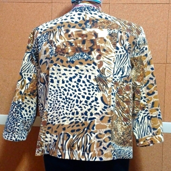 WESTBOUND WOMAN Safari Blouse with Zip Front SIZE 2X - Picture 5 of 8